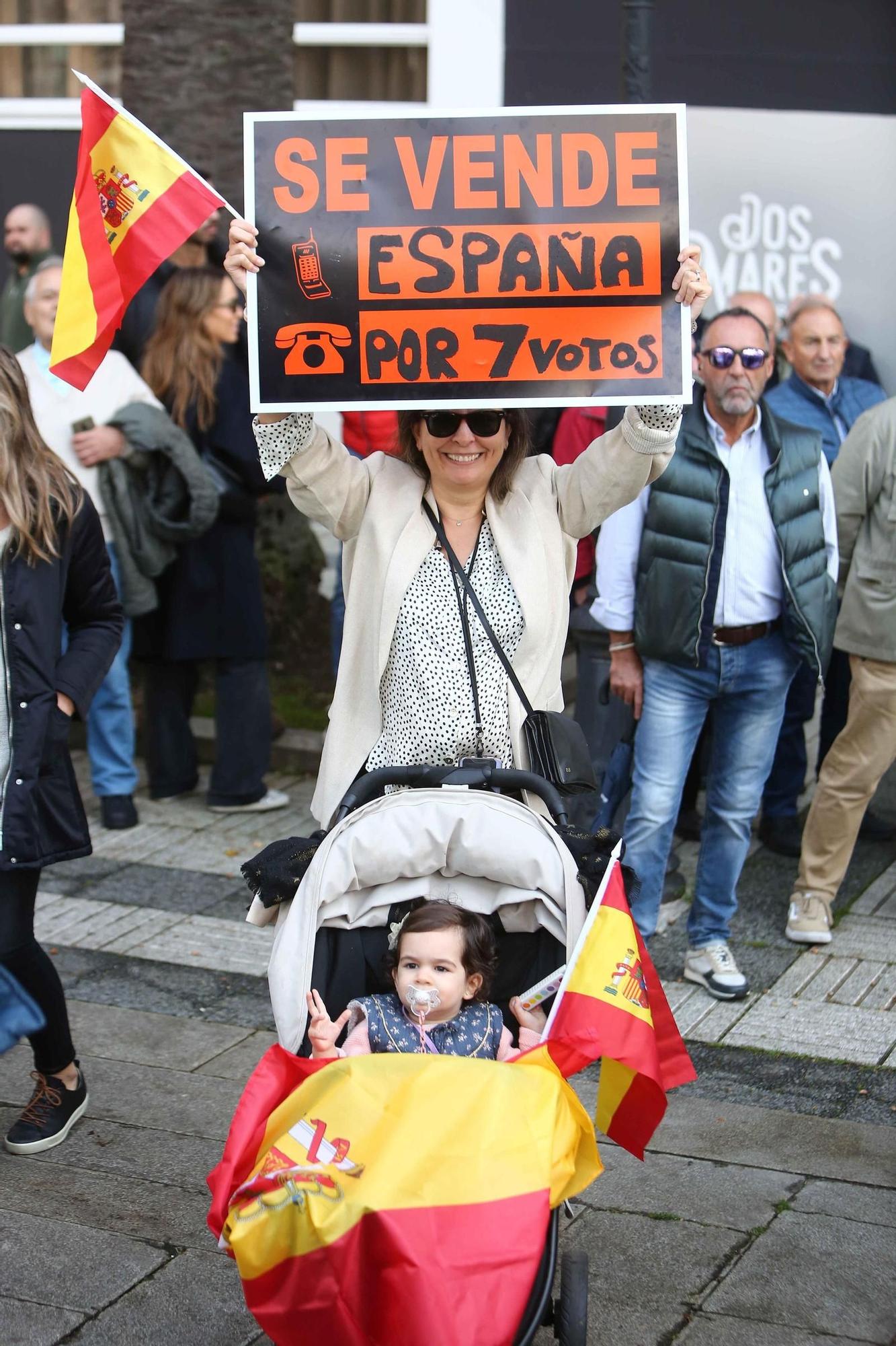 Miles de personas protestan en A Coruña contra la amnistía