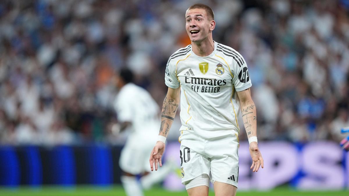 Mastantuono en un partido del Madrid