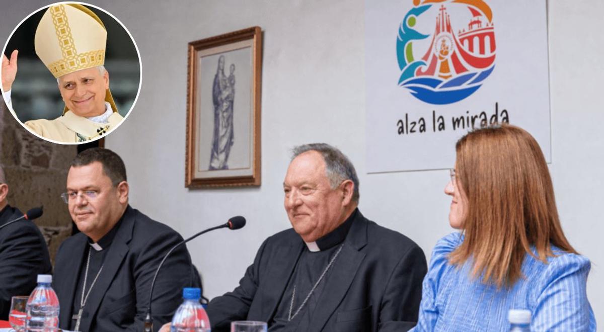 Cristóbal Déniz (i) y José Mazuelos, obispos de la Diócesis de Canarias. Arriba a la izquierda, el papa León XIV