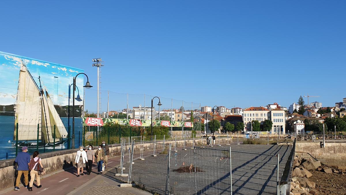 Estado actual del paseo de Bouzas, uno de los proyectos que se acometerán en el 2022