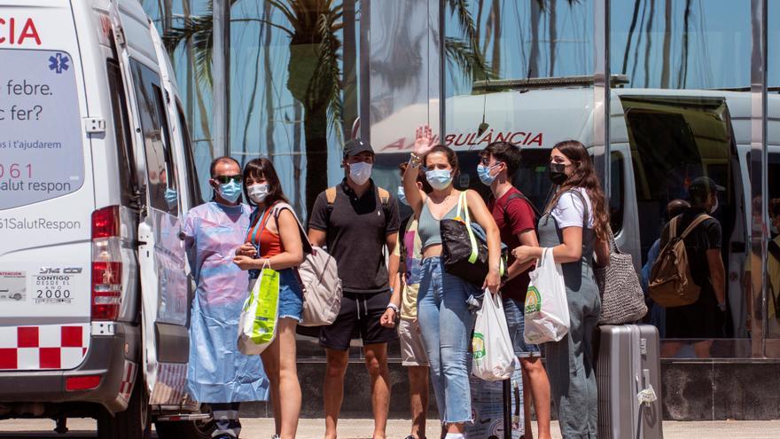 Hasta 249 estudiantes en cuarentena en el hotel COVID de Palma de Mallorca