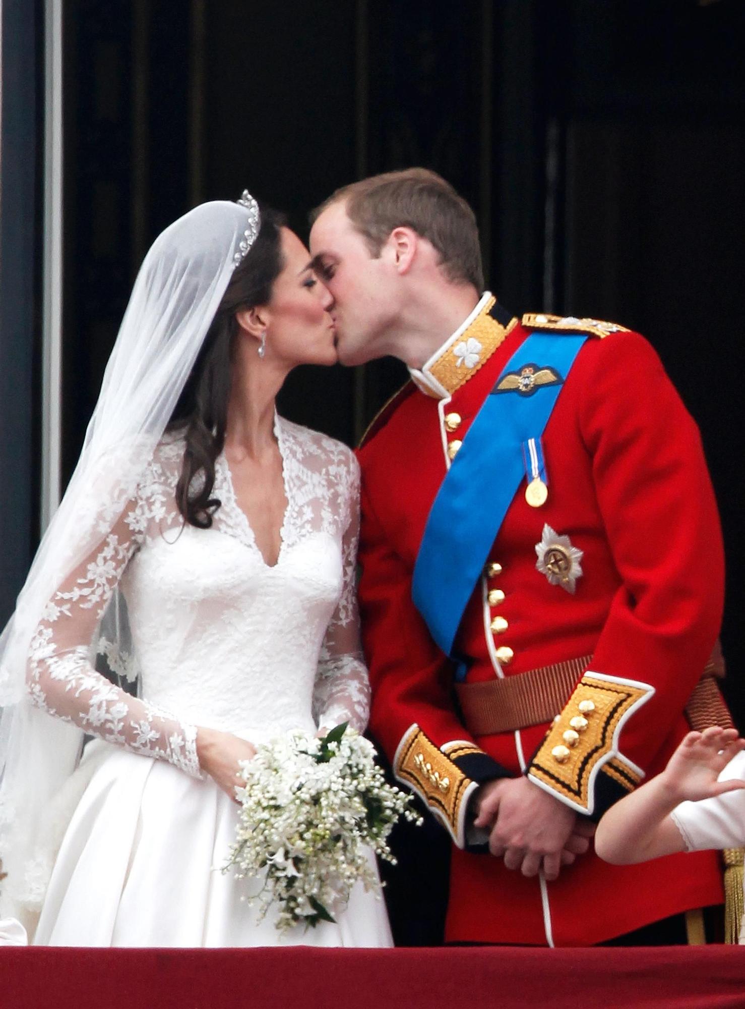 Decimotercer aniversario de la boda de los príncipes de Gales.
