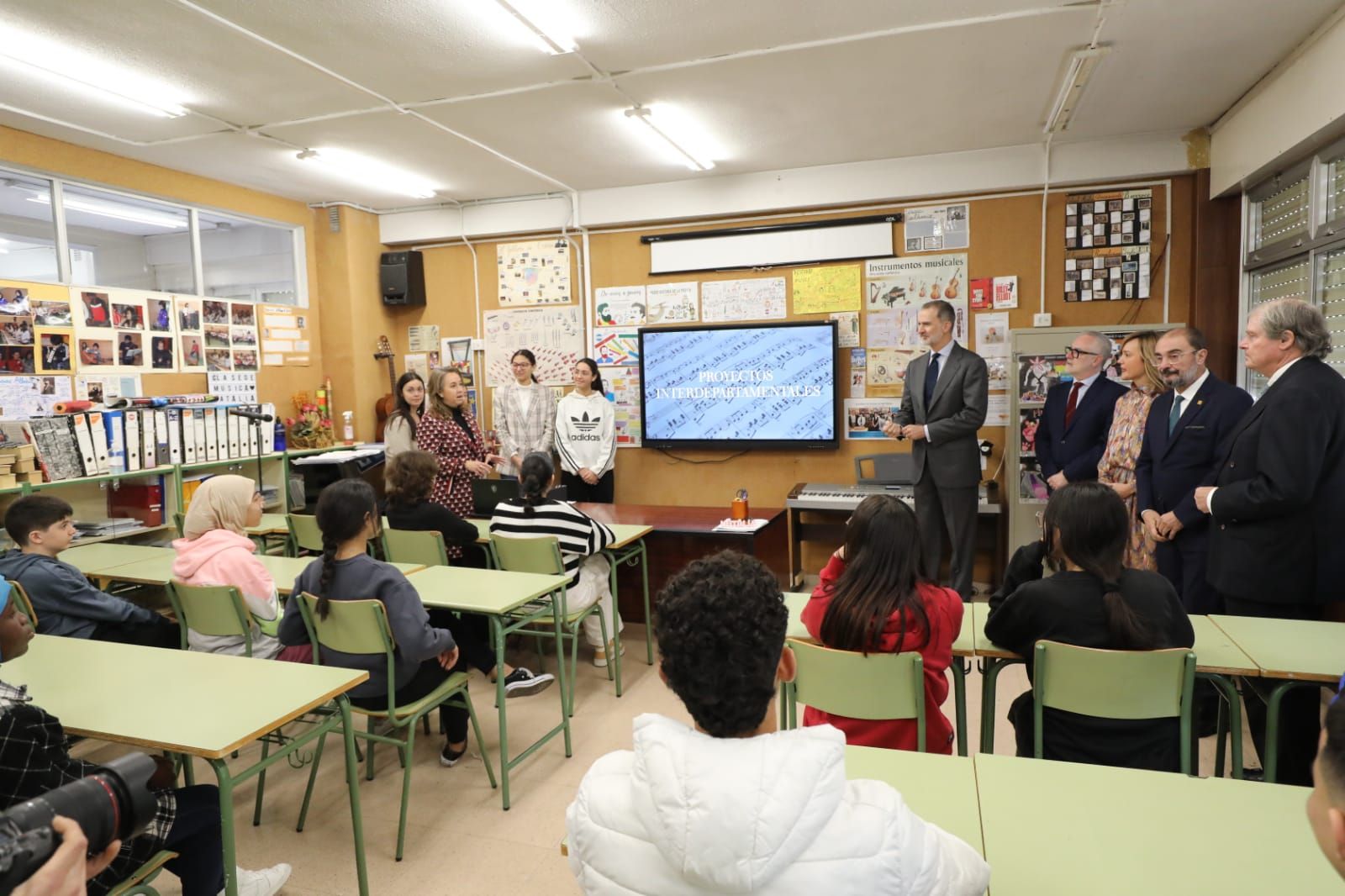 El Rey Felipe VI visita el IES Ramón y Cajal de Zaragoza