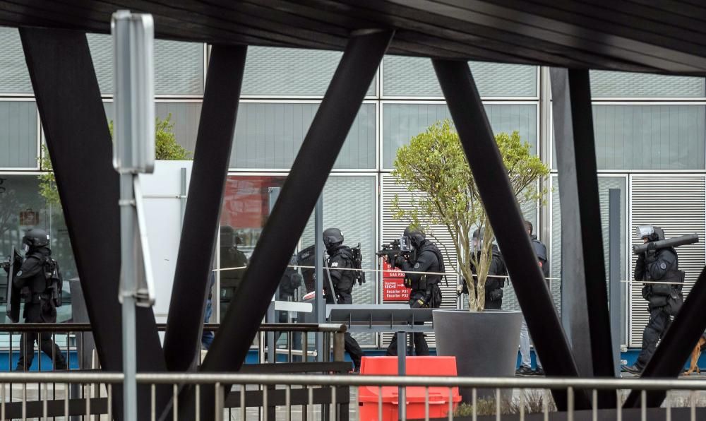 Operación policial en el aeropuerto parisino de Or