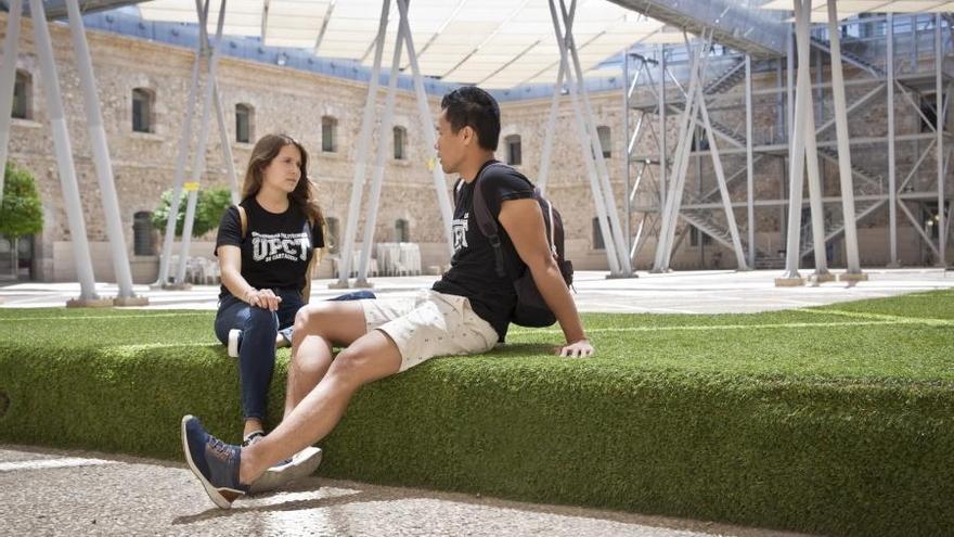 La Red de Cátedras de la Universidad Politécnica de Cartagena permite a sus estudiantes participar desde el propio campus en proyectos I+D+i de empresas tecnológicas