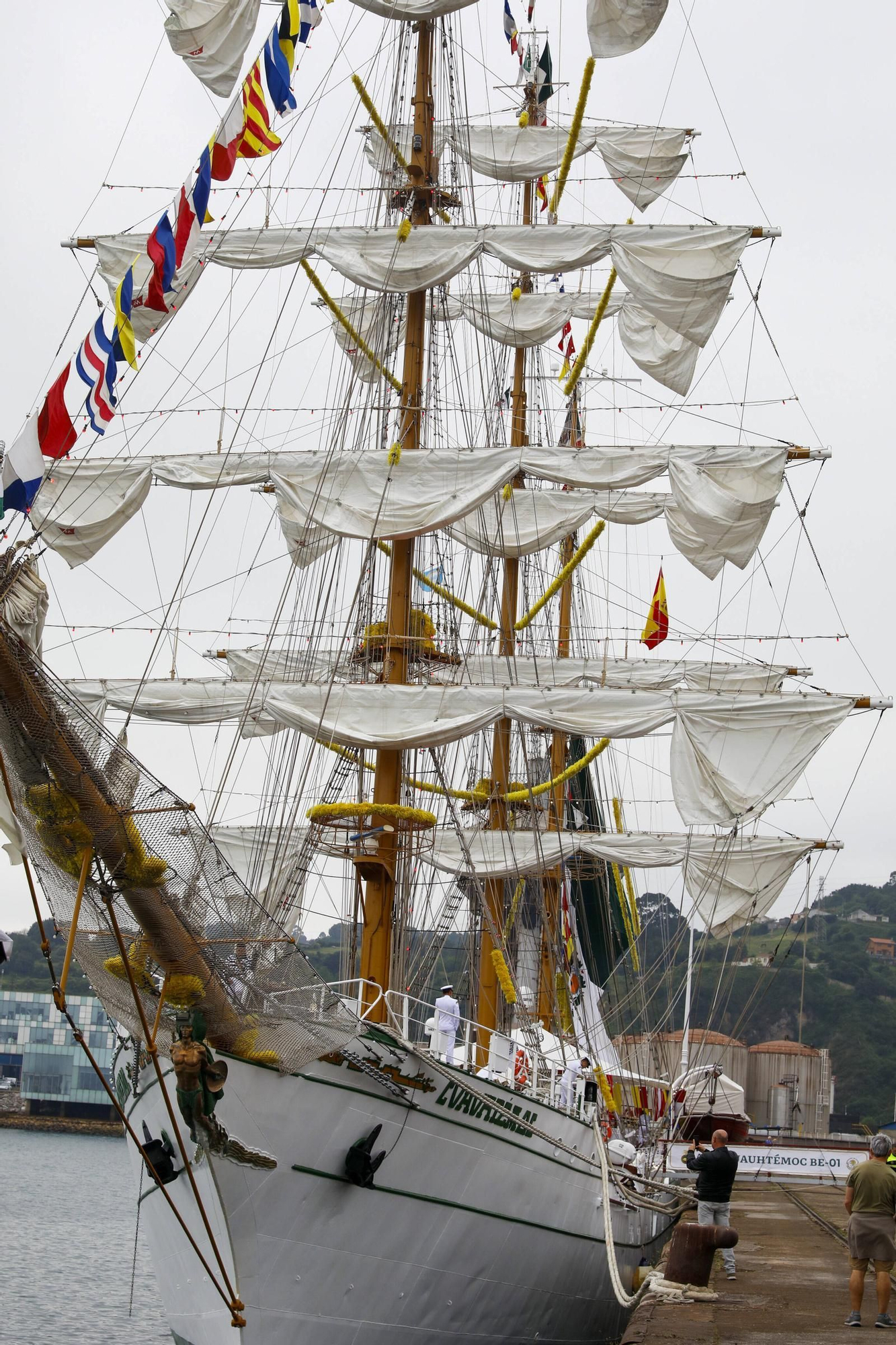 En imágenes: Así es el «Cuauhtémoc», el imponente barco de México que acaba de llegar a Gijón