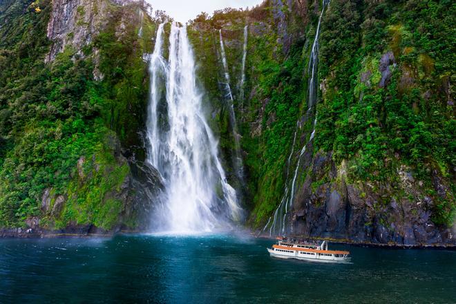 Expedición VIAJAR Nueva Zelanda Milford Sound