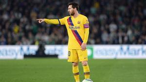 Messi guió al Barça en el Villamarín