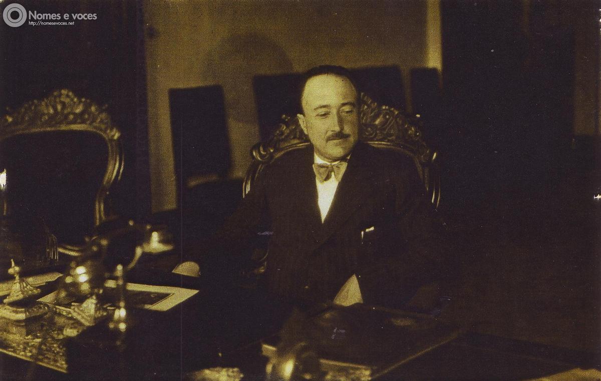 O doutor Amancio Caamaño Cimadevila, de Pontevedra.