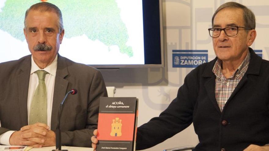 José Luis Bermúdez y José María Fernández con su libro