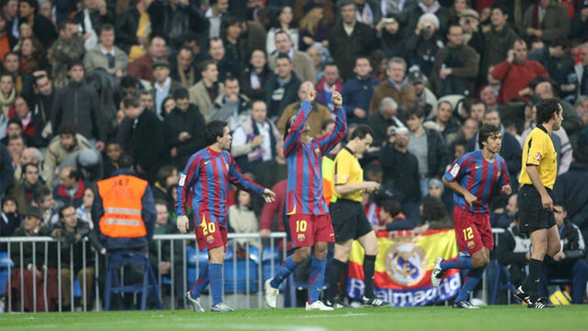 Se cumplen 15 años del día que Ronaldinho puso en pie al Bernabéu. INOLVIDABLE