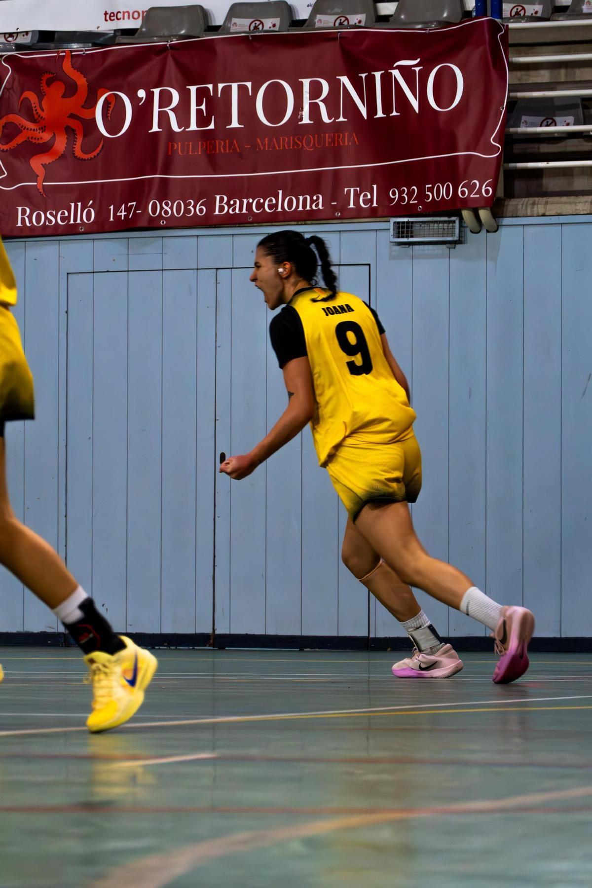 Joana Navarro, en un partido.