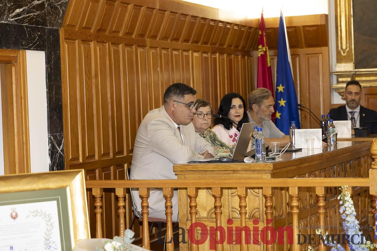 Así se ha vivido el emocionante acto del nombramiento de 'Hijo Predilecto' de Caravaca al doctor Juan Manuel Laborda