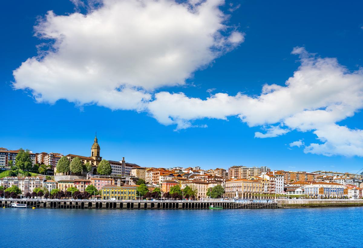 río Ría de Bilbao en Vizcaya Vasco