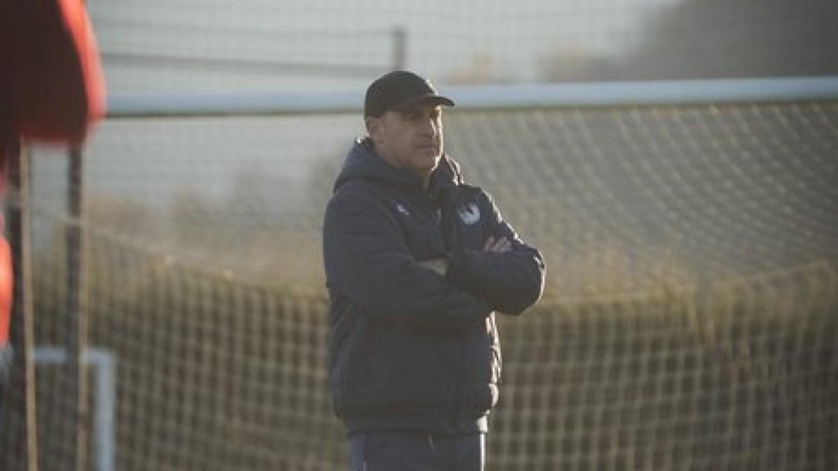 Dólera, meditabundo