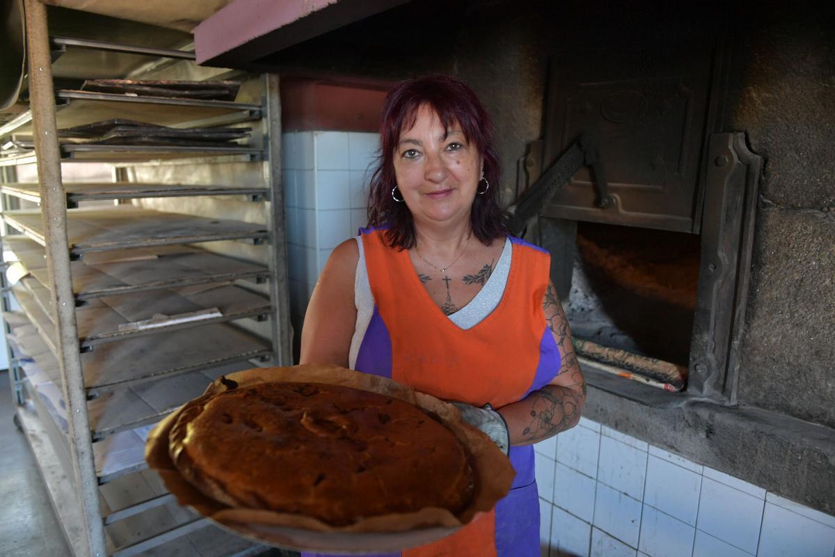 Margarita Paradela propietaria panadería Vilaboa