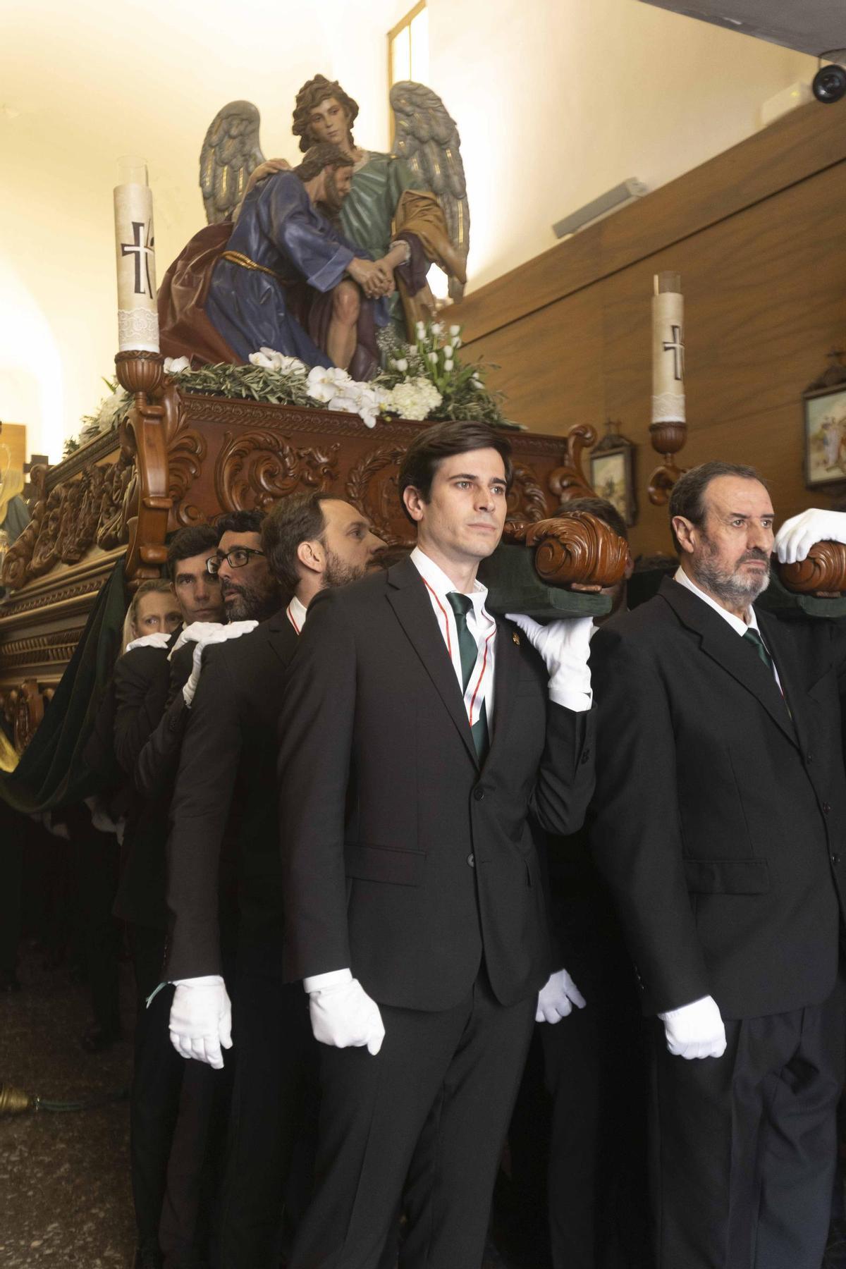 Semana Santa en Alicante: Procesión de la Cofradía del Cristo del Divino Amor en el Miércoles Santo
