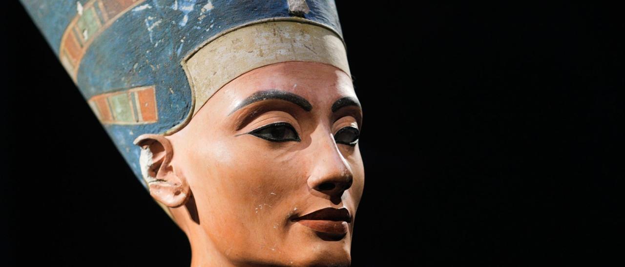 Detalle del busto de Nefertiti