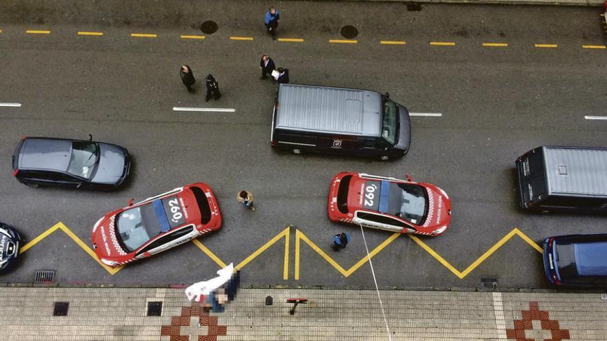 Muere el novio de una despedida de soltero al caer desde un 5º piso de un hotel en Gijón