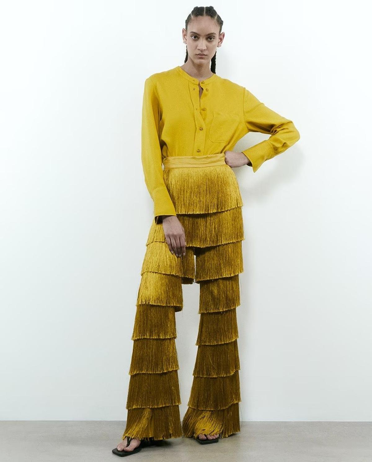 Pantalón flecos de Sfera