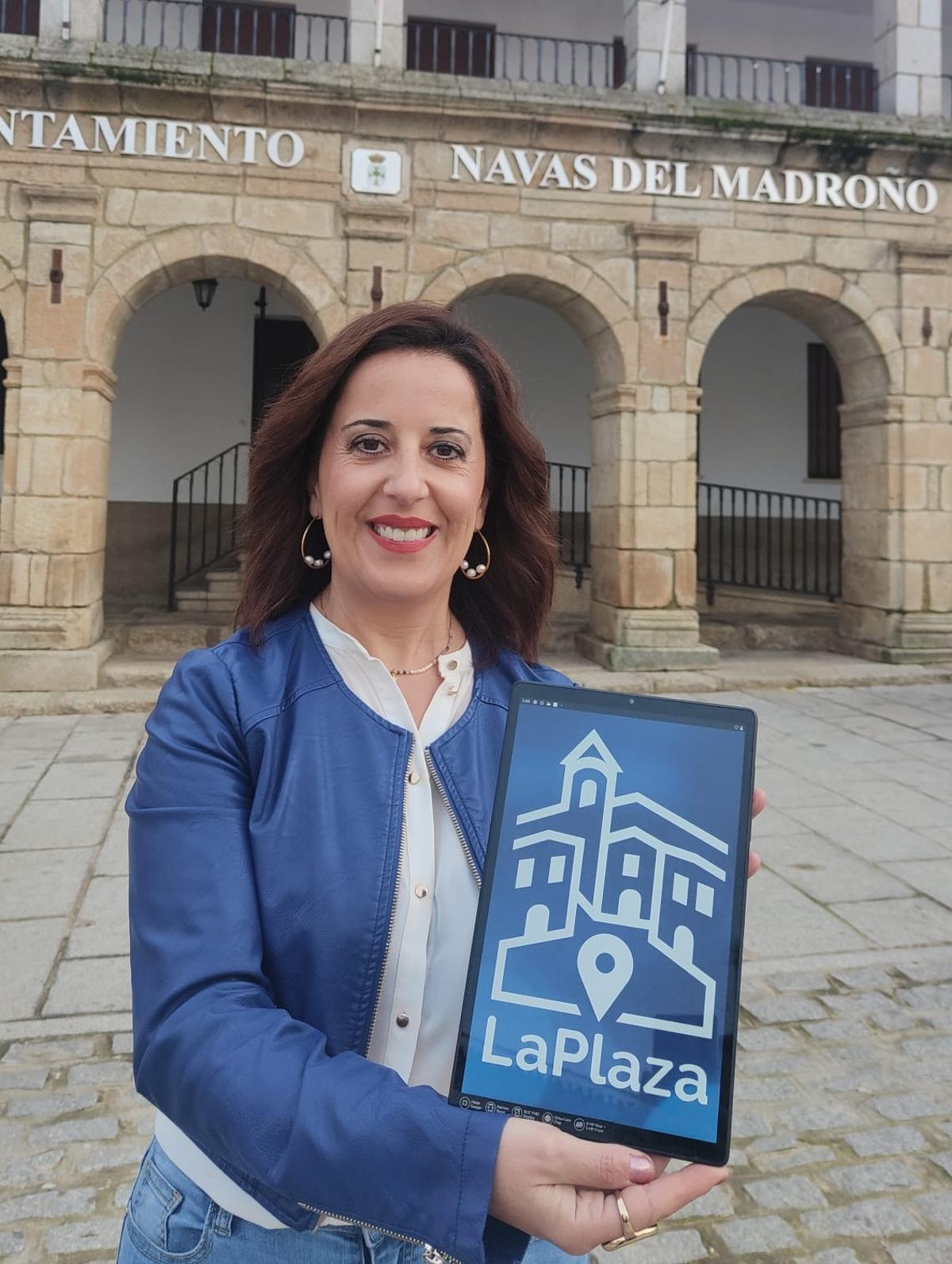 Mónica Flores, de 'LaPlaza App'.