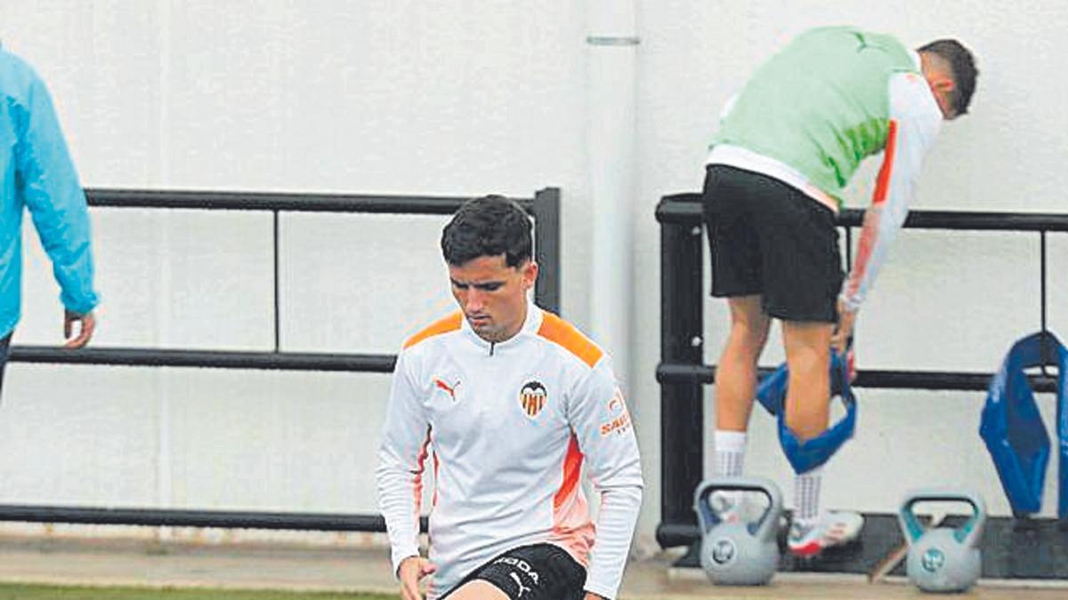 La ausencia de Guillamón, en pretemporada un jugador aún sin un puesto asegurado, es hoy un problema.