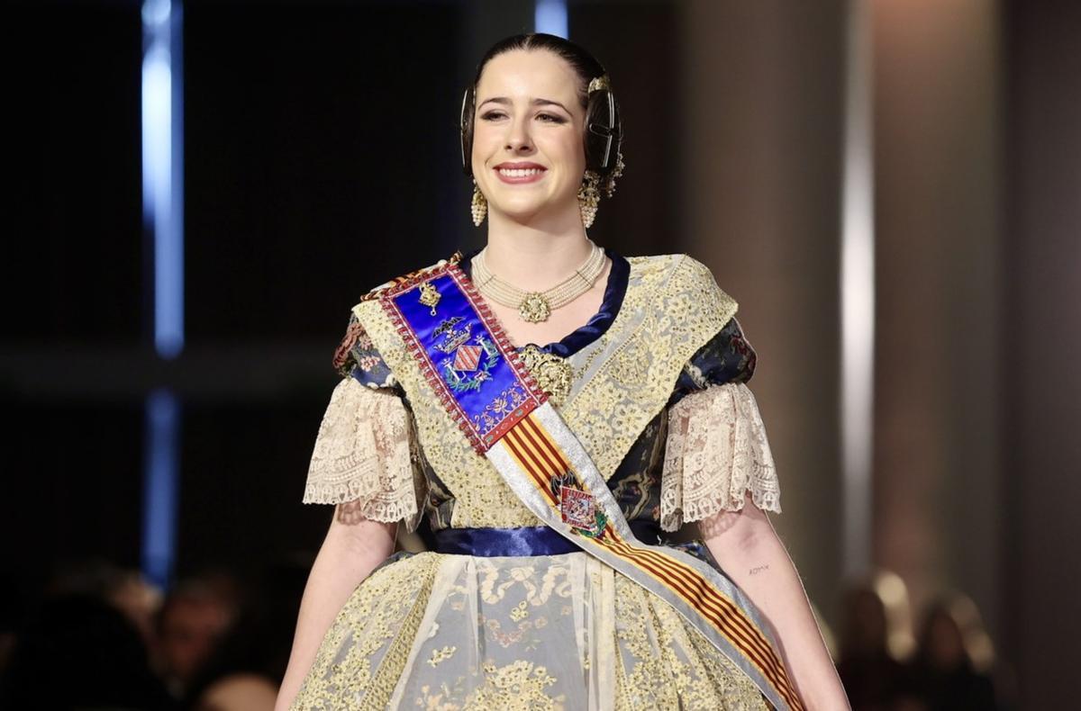 Daniela Roig, en el pasillo de la Exaltación de su Agrupación