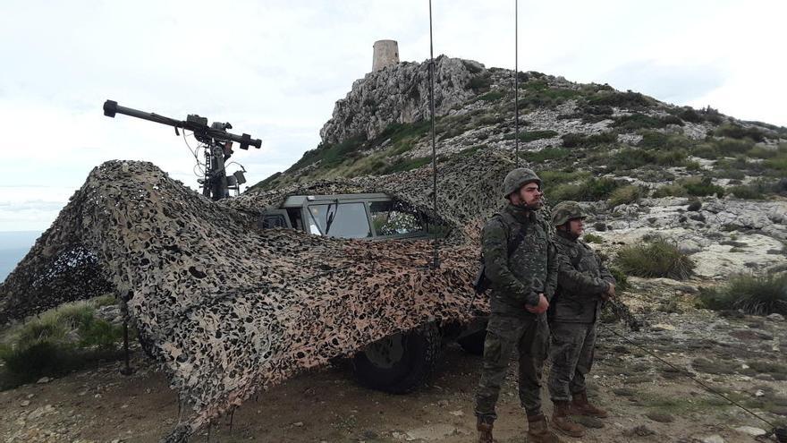 Angehörige des spanischen Militärs im Einsatz auf Mallorca.