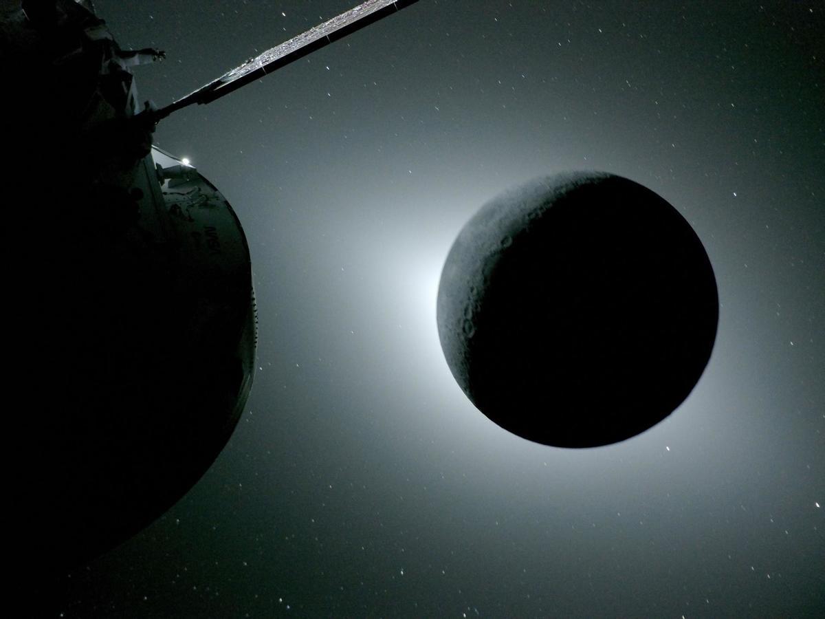 Vista captada por la nave espacial Orion durante la misión Artemis II, a 6 de abril de 2026. La misión Artemis II se encuentra ya de vuelta a la Tierra tras haber completado su recorrido alrededor de la Luna, en la que supone una de las fases más críticas