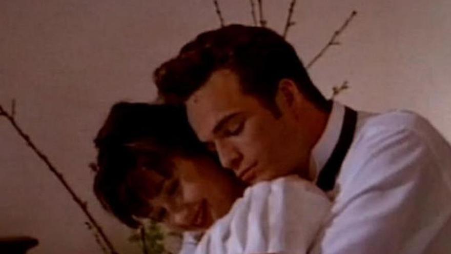 Shannen Doherty, en una escena amb Luke Perry