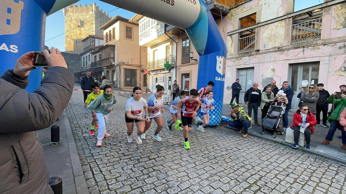 EN IMÁGENES: Así fue la San Silvestre de Salas, con más de 200 corredores de todas las edades