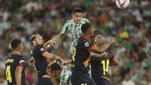 Resumen, goles y highlights del Betis 1 - 1 Girona de la jornada 1 de LaLiga EA Sports