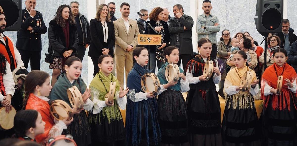 «Estas celebracións simbolizan o orgullo que é ser dubrés»