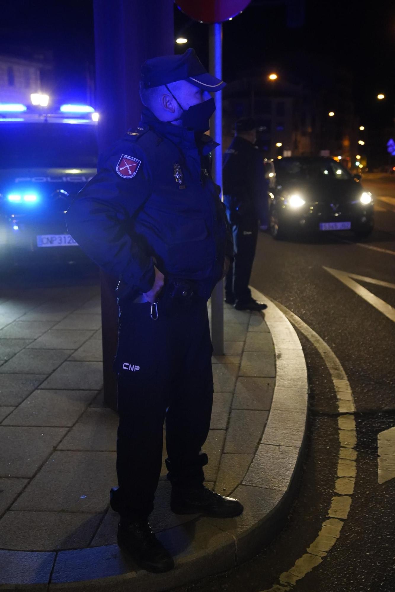 Así vigilan los Fuerzas y Cuerpos de Seguridad el primer toque de queda en Zamora