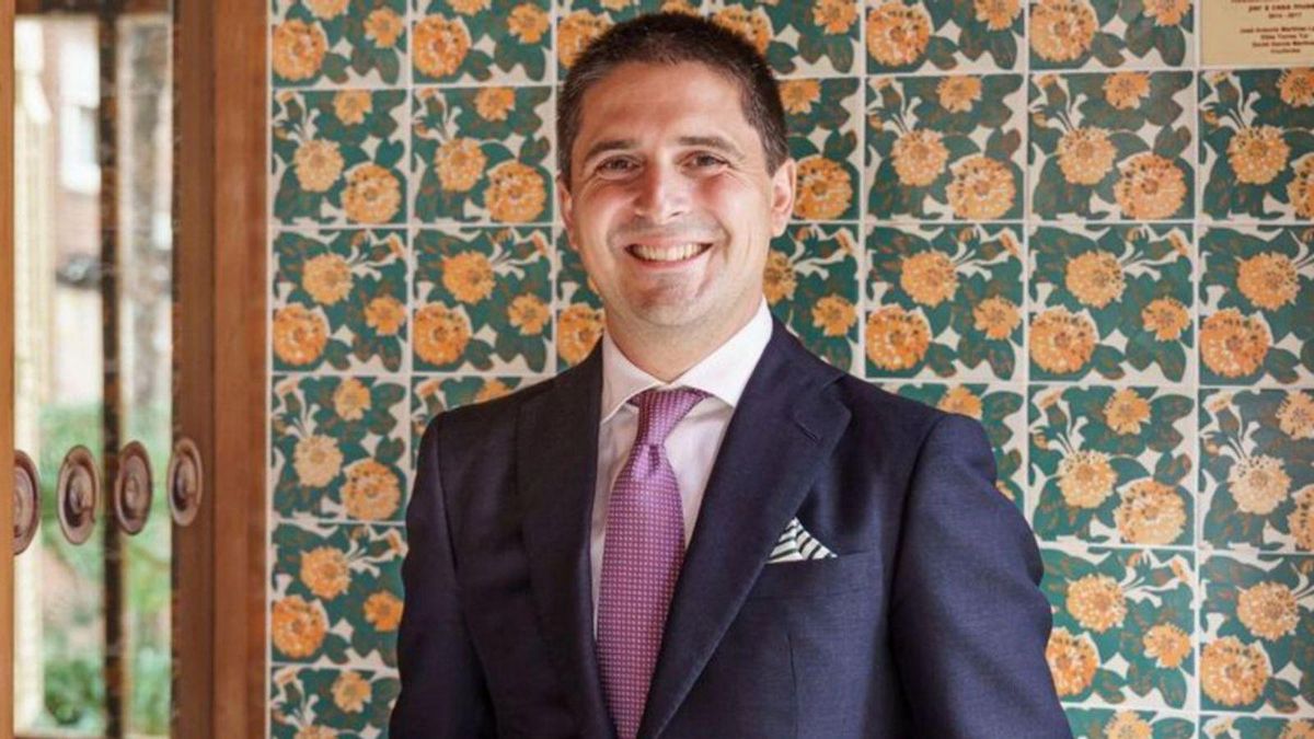 Emili Masferrer, director de la Casa Vicens, en una de les estances de la casa.