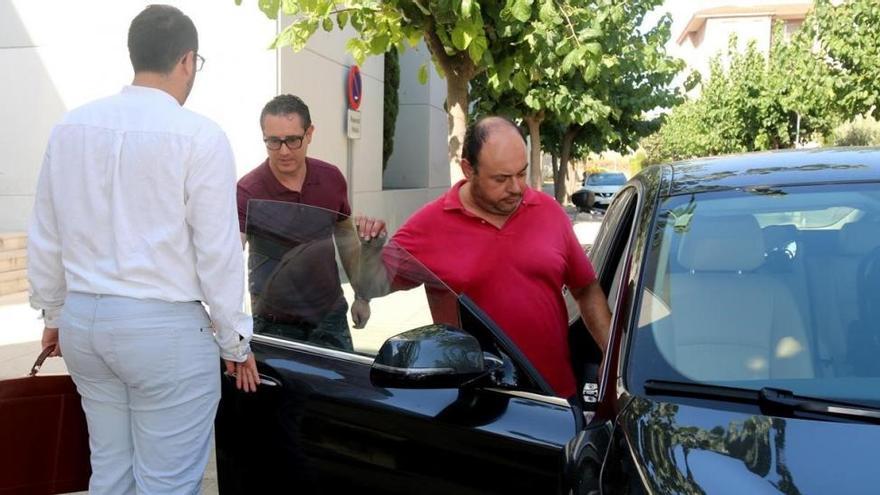 Libertad provisional para el concejal de Figueres acusado de tener porno infantil