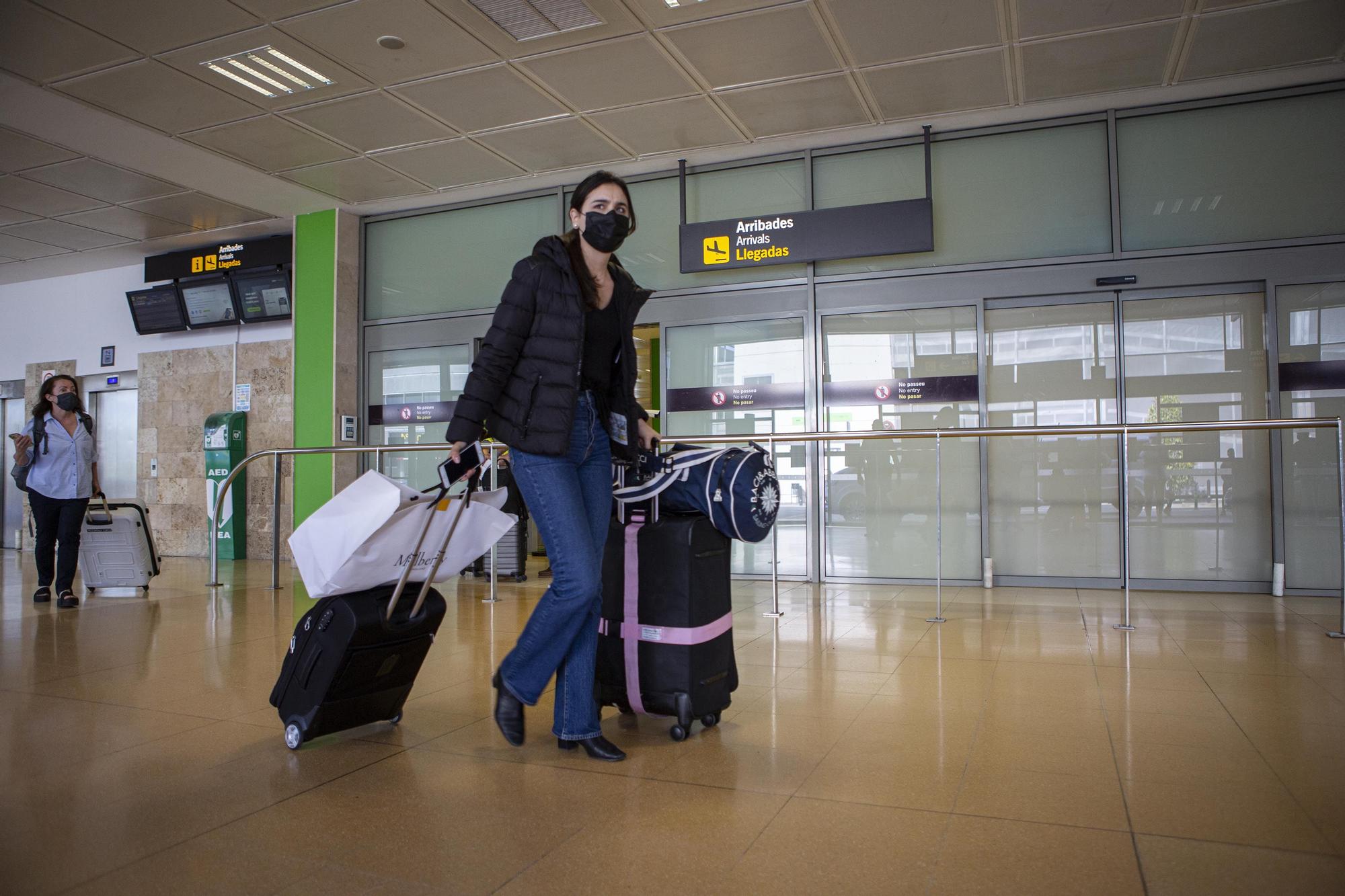 Ryanair torna a dur turistes a Vilobí d'Onyar