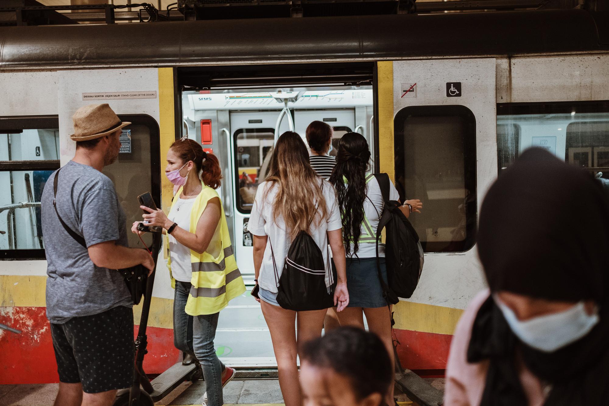 Primer día de tren gratis en Mallorca