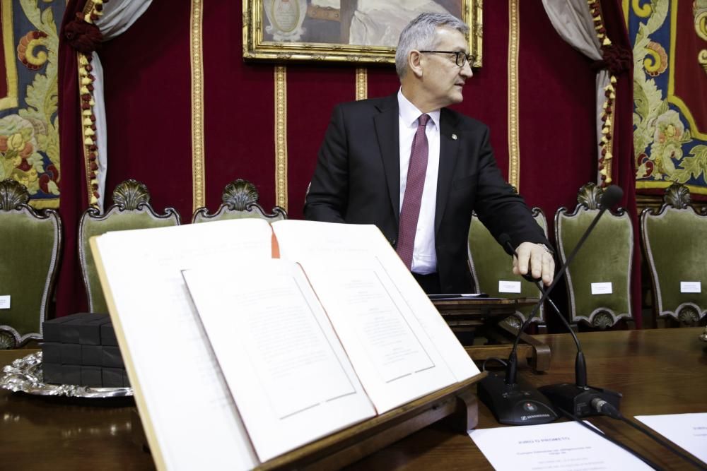 Toma de posesión de nuevos profesores de la Universidad