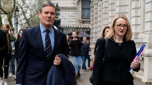 Dos de los aspirantes a liderar el Partido Laborista, Keir Starmer y Rebecca Long-Bailey, en una imagen de archivo.