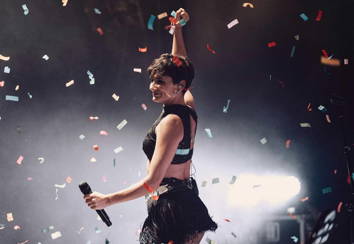 Robin Torres es la voz del espectáculo 'Hija de la luna' que llega este 14 de febrero a Castelló.