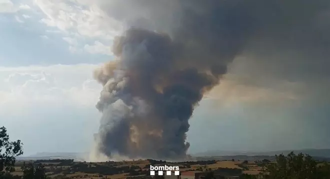 El peligroso pirocúmulo de la Segarra: una nube de fuego que alcanzó los 14 kilómetros de altura por primera vez en Cataluña