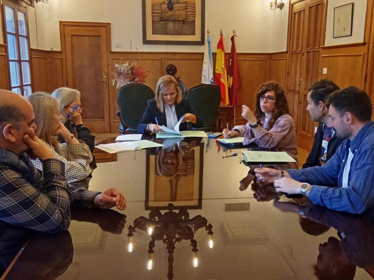 Firma de los convenios con los centros educativos. | D.P.