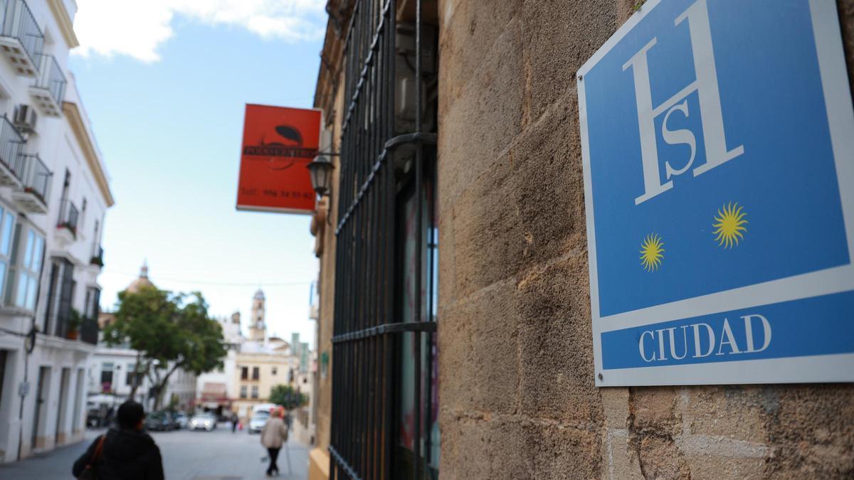 DATOS TURISMO | Las pernoctaciones en hoteles bajaron en junio, pero los precios subieron