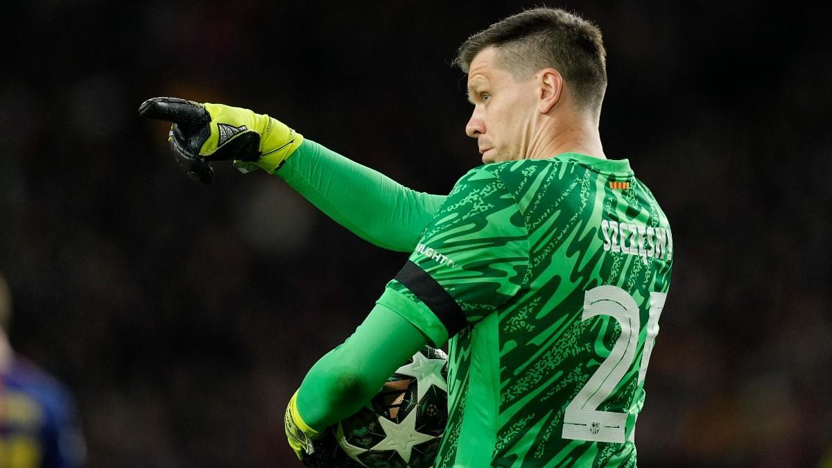 Wojciech Szczesny durante el Barça - Benfica de los octavos de final de la Champions League