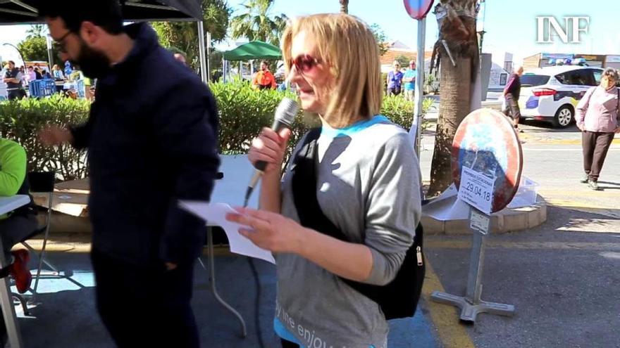 Más de 300 corredores participan en la carrera y marcha a favor de AFA en Torrevieja