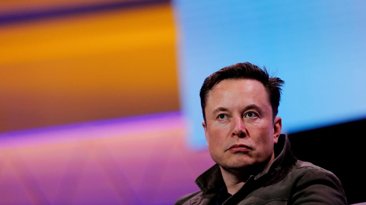 FILE PHOTO: SpaceX owner and Tesla CEO Elon Musk speaks during a conversation with legendary game designer Todd Howard at the E3 gaming convention in Los Angeles