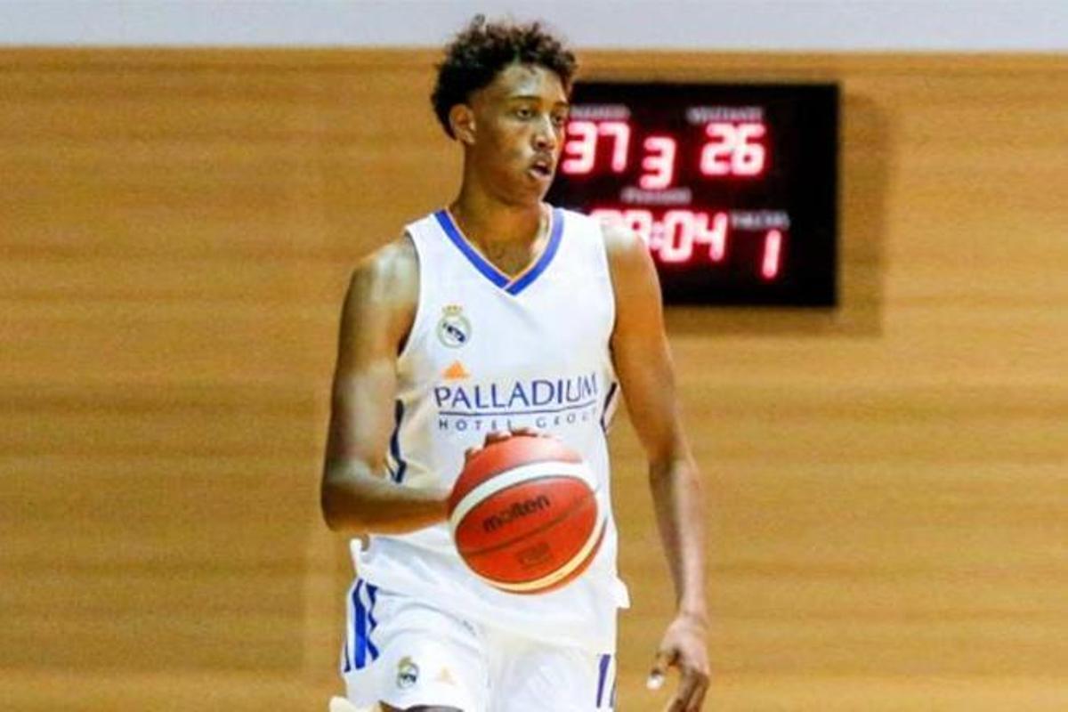 Baba Miller, durante su etapa en el Real Madrid.