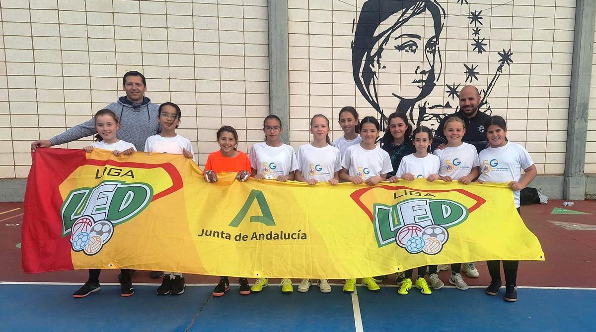 El Ginés de Sepúlveda, tras ganar la final femenina.