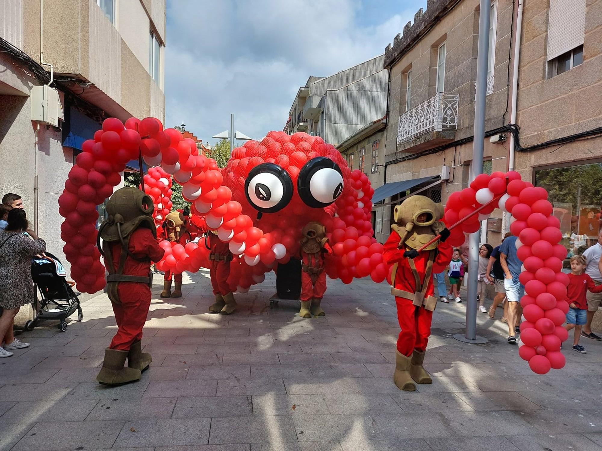 El desfile del "polbo xigante" de Bueu